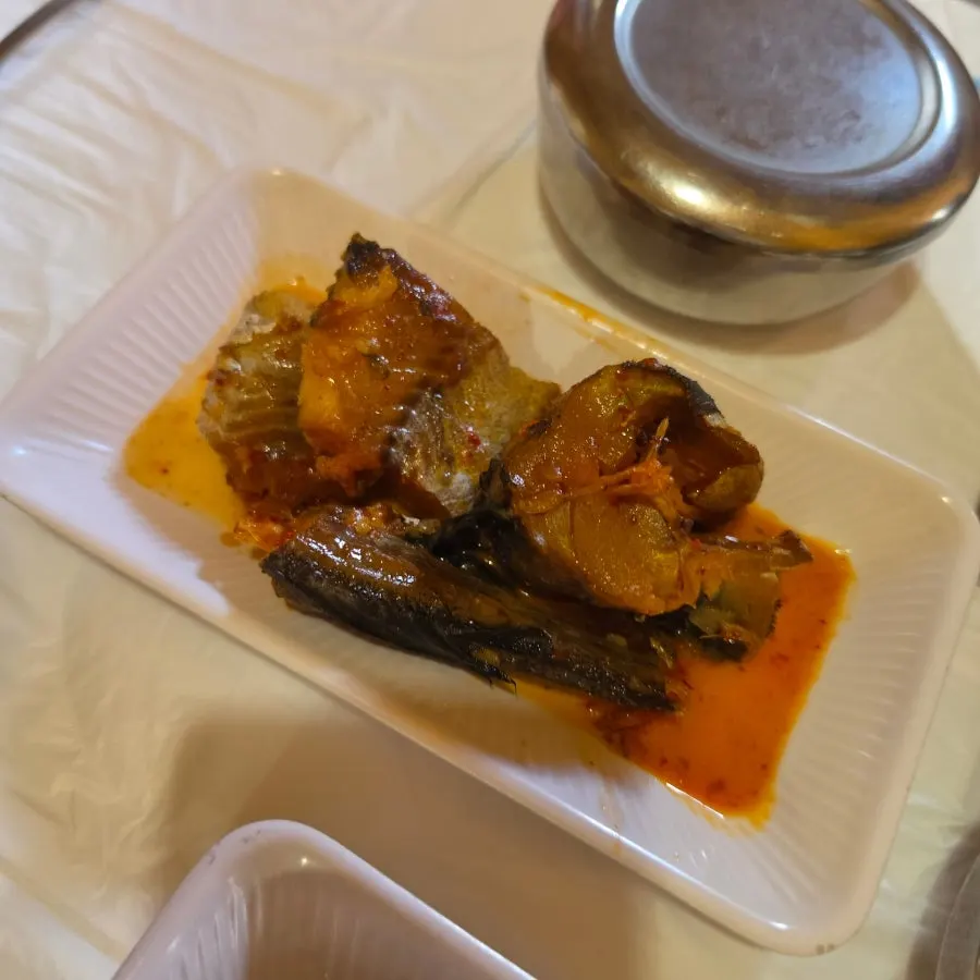 Kimchi and other banchan at Daecheongmaru