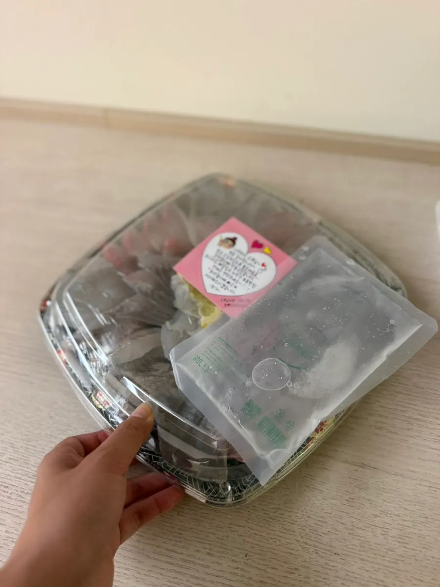 Sashimi carefully packed with an ice pack included
