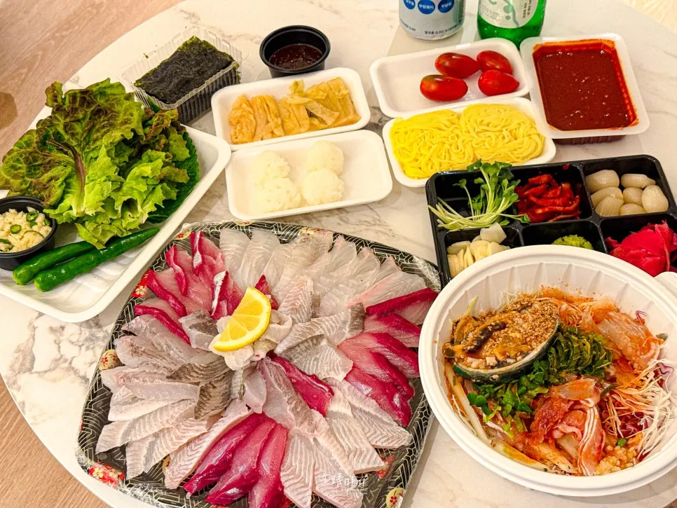 Assorted mulhoe made with live fish