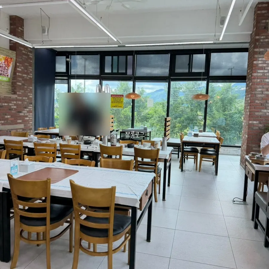 Entrance to the tofu restaurant made with Korean soybeans