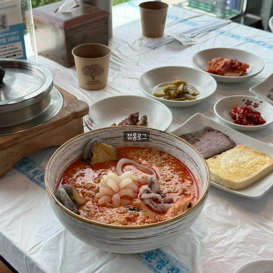 Hangover soup with tofu and dried pollack