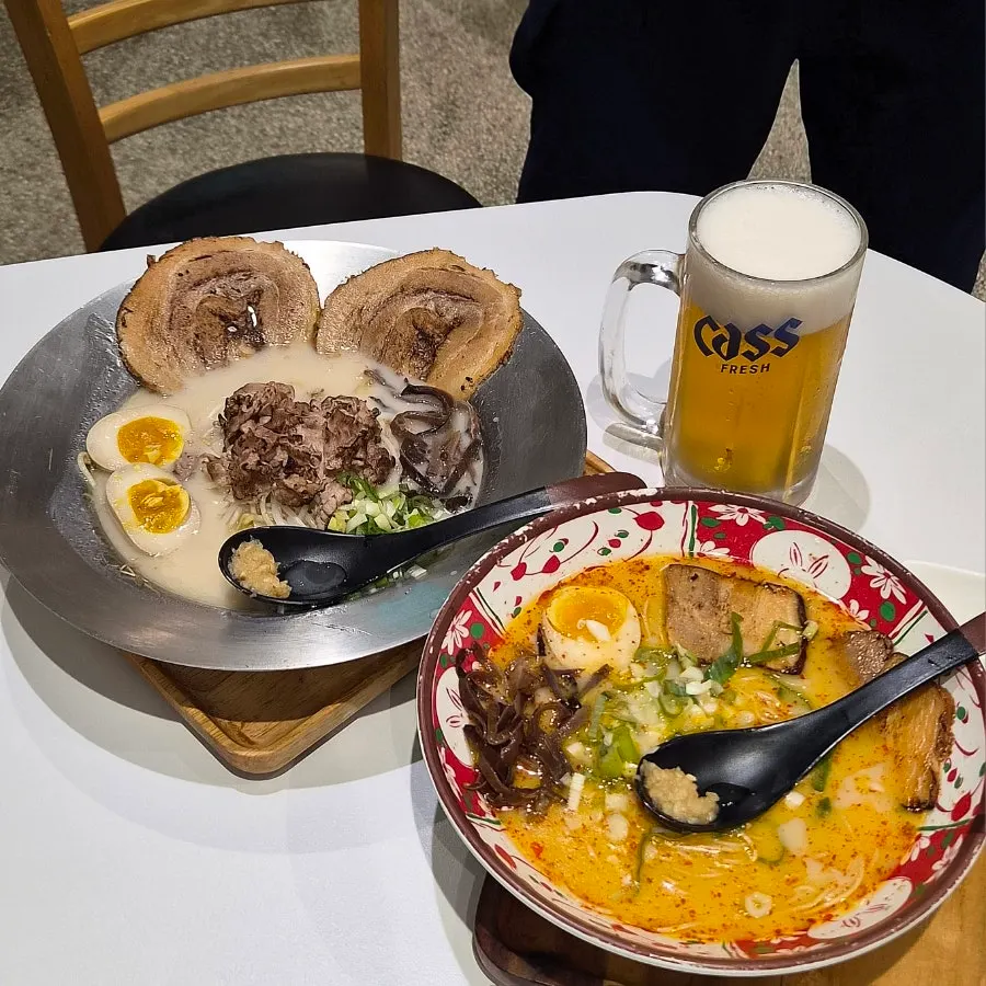 차슈와 계란이 올라간 라멘 클로즈업