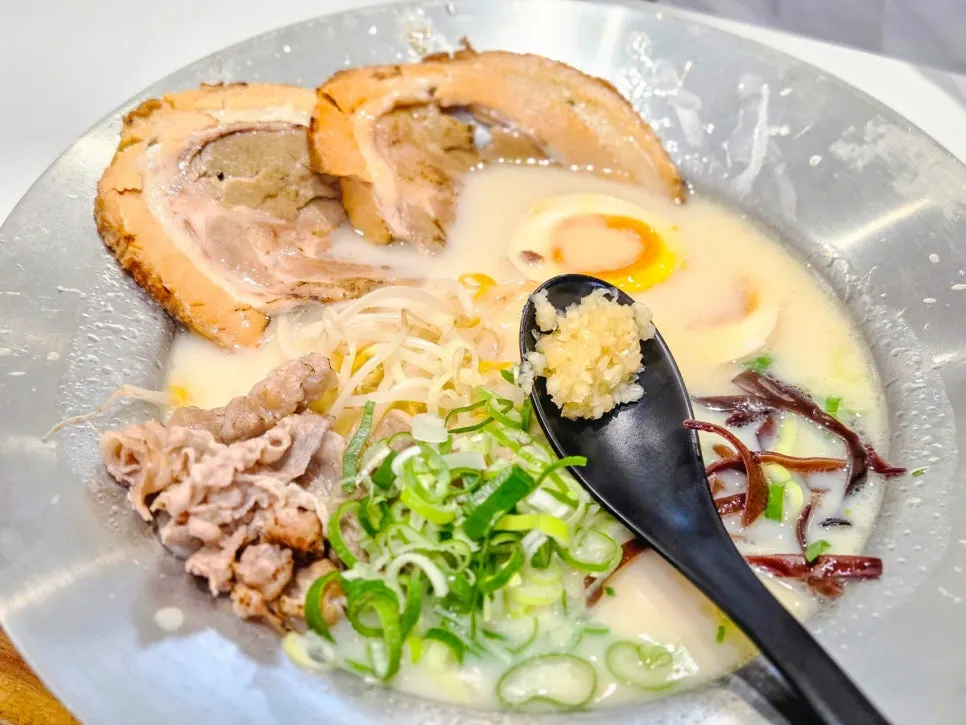Rolled pork belly chashu and beef brisket toppings