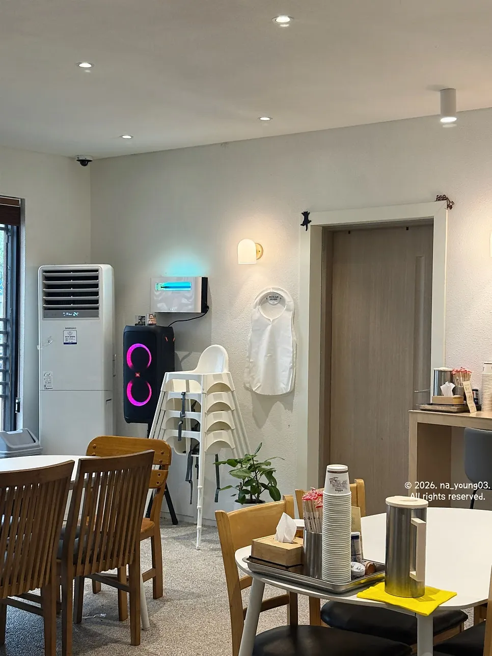Interior of the relocated, expanded Ichiba Ramen