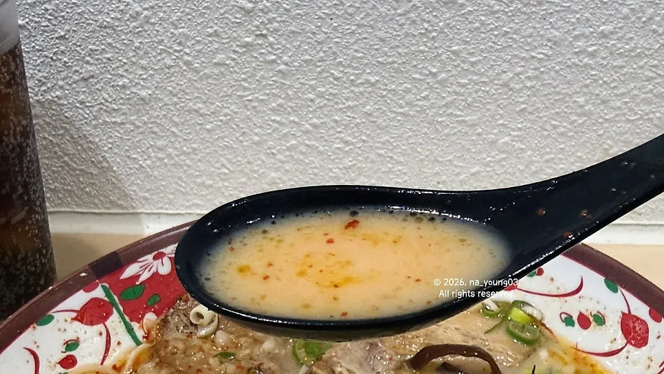 The soft noodles of the karai ramen