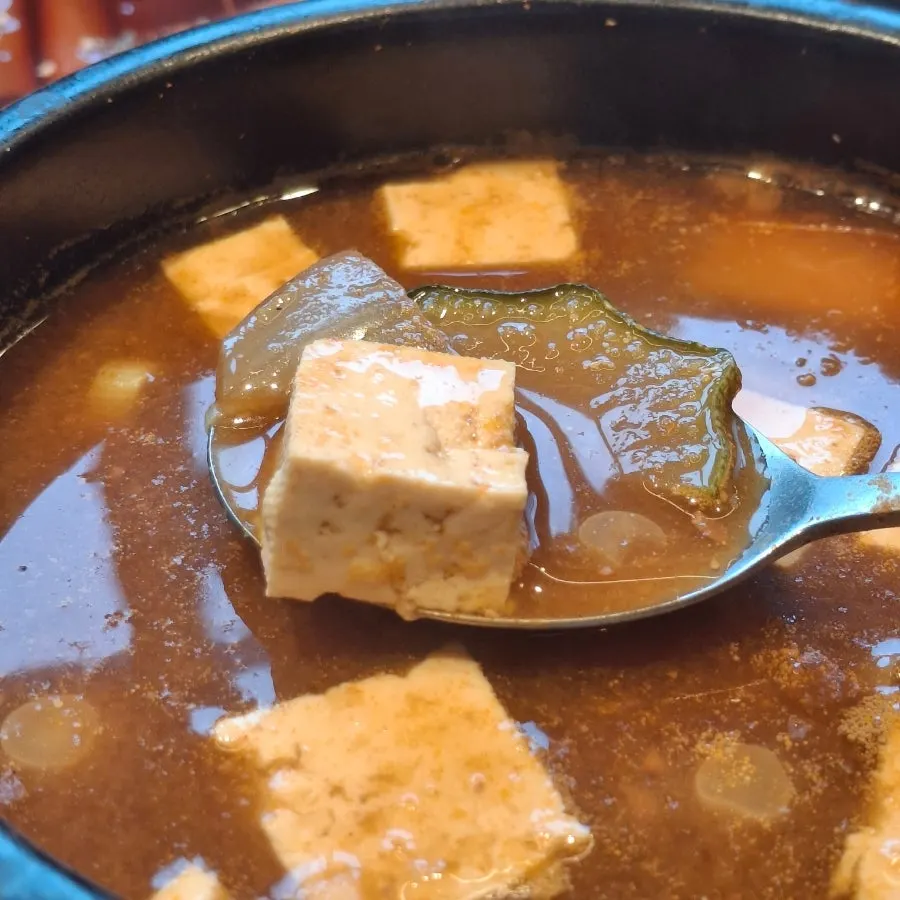 뚝배기에 끓여 나온 된장찌개
