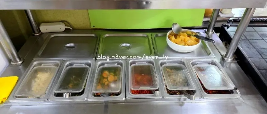 Self-service bar information for basic side dishes