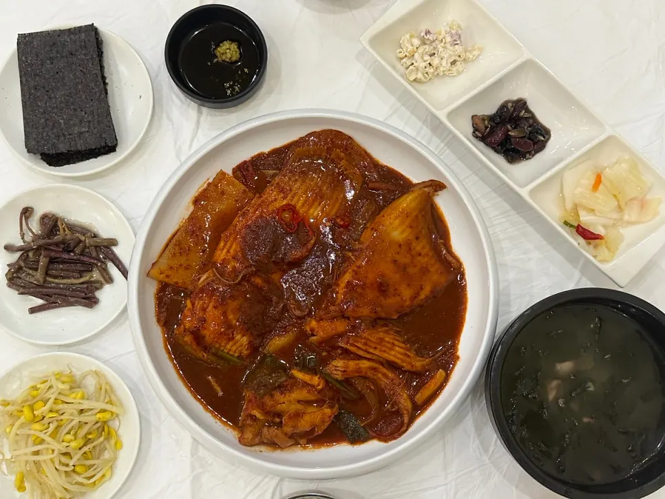 양념 가득한 프로가오리찜 클로즈업