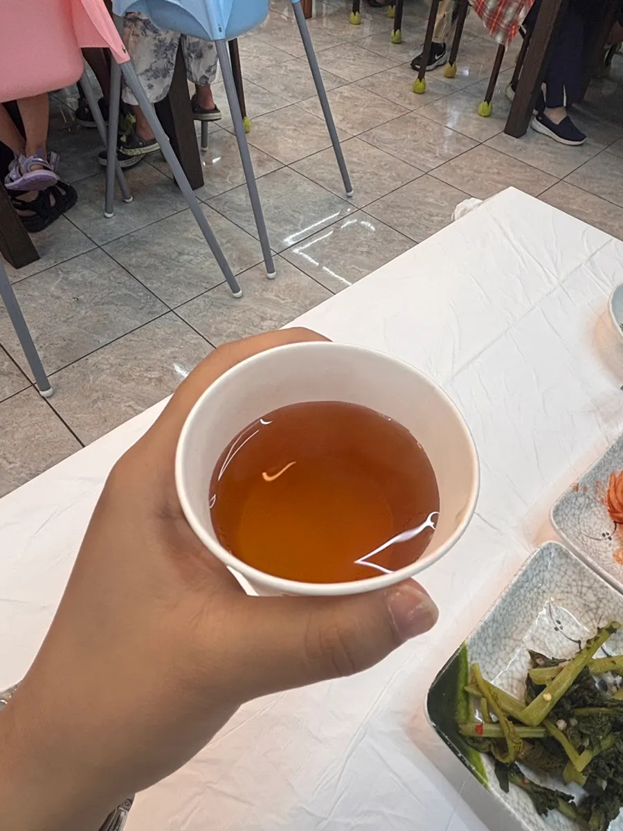 Self-serve bar corner with yagwanmun tea signage