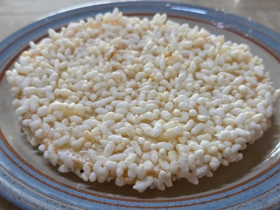 Grain gangjeong pan-fried over low heat