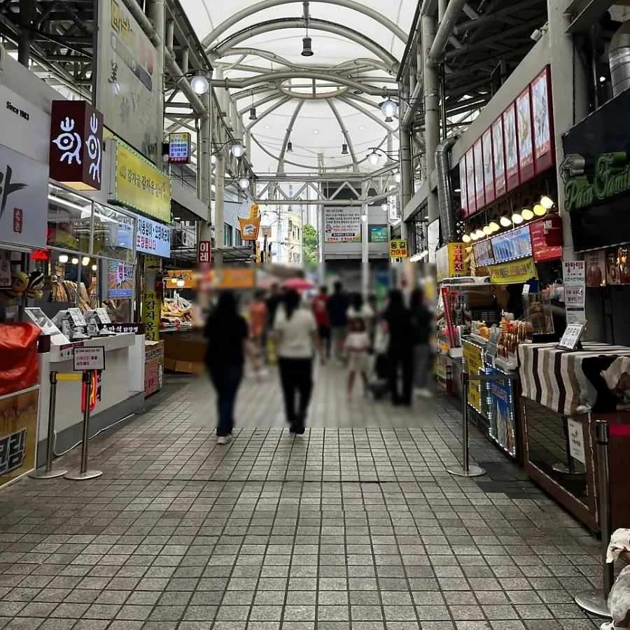 북설악건어물할인마트 앞 좌회전 코너