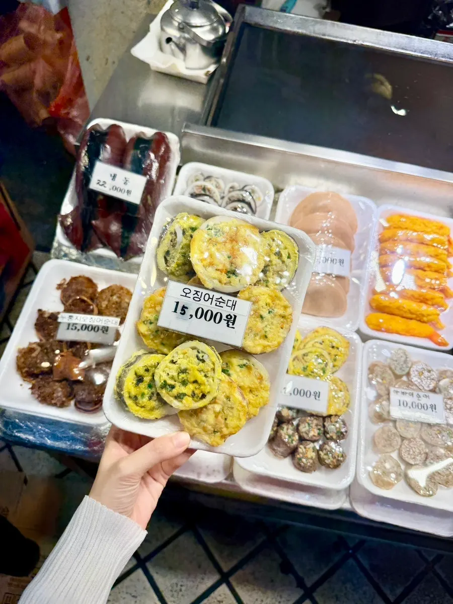Nurungji squid sundae and Abai sundae at Hwangbuja Twigim
