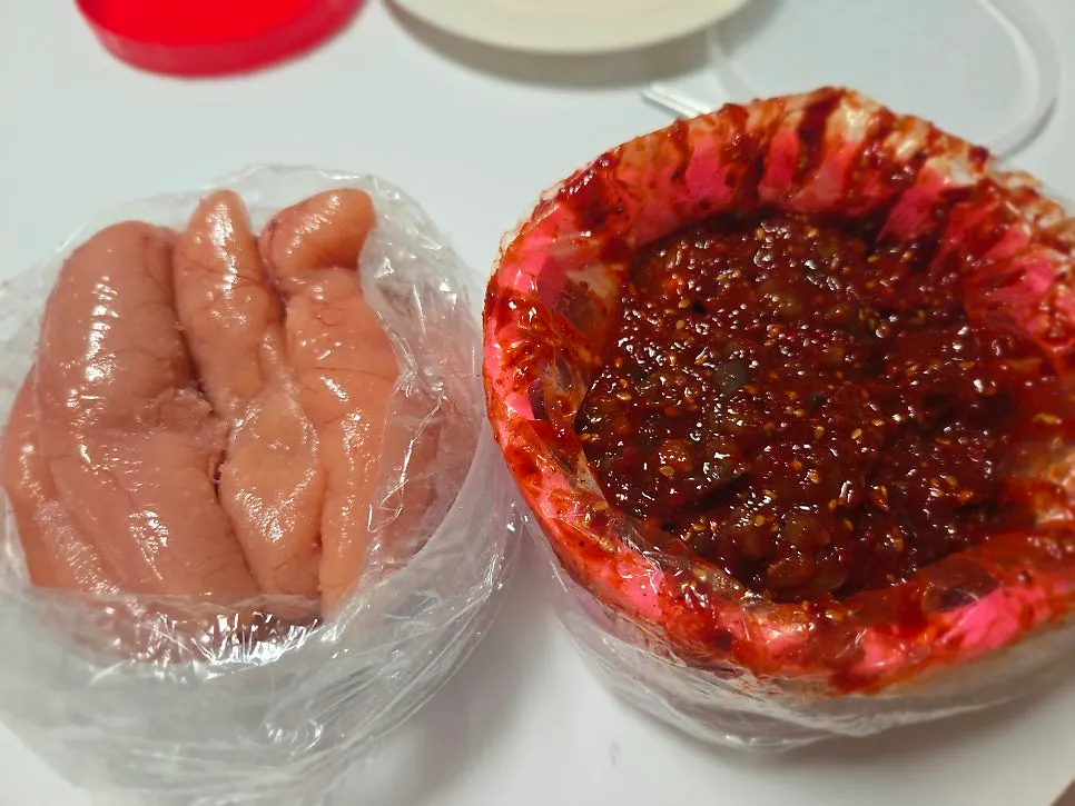 Generously packed salted pollock roe