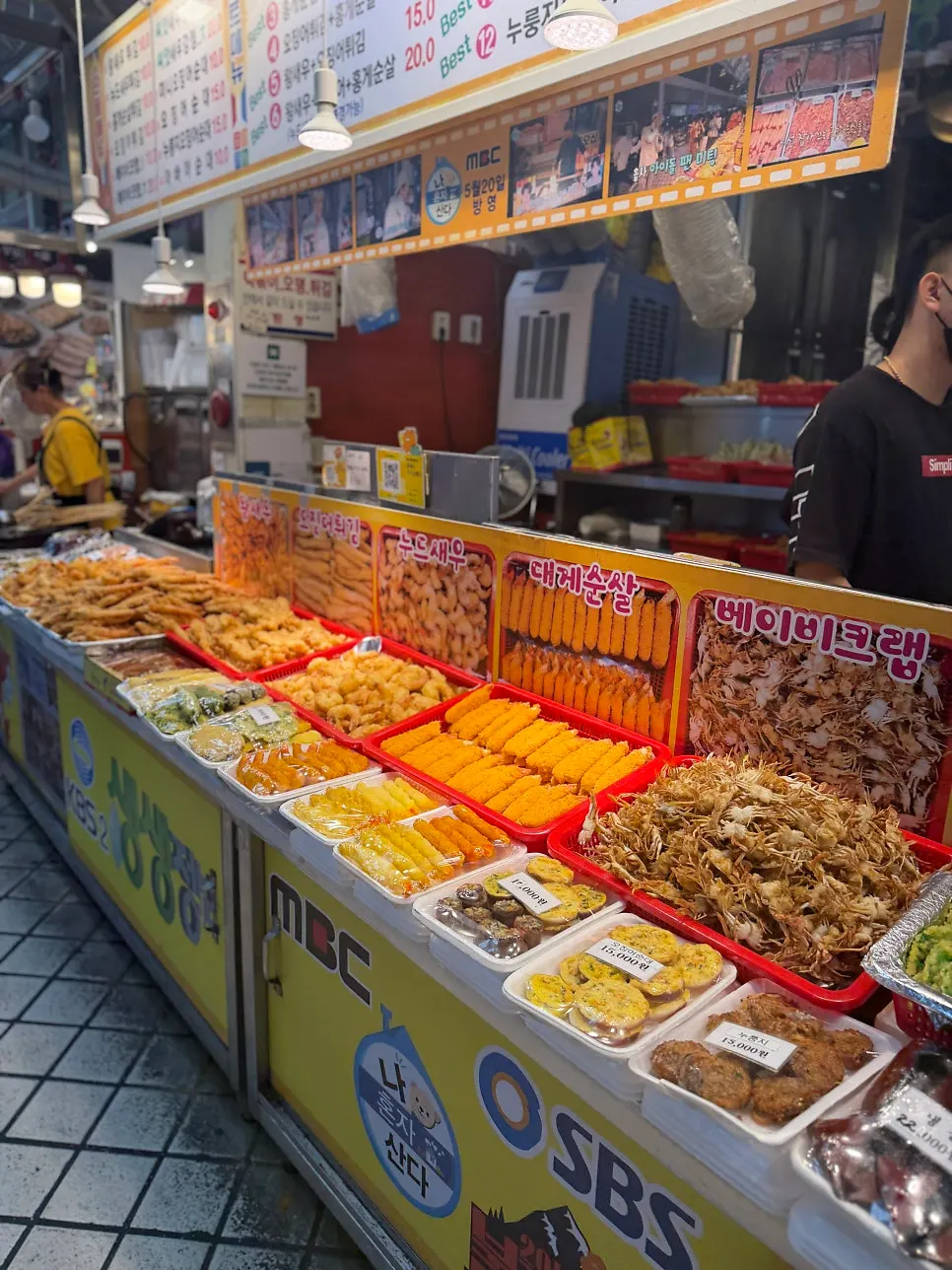 A shop in Sokcho Central Market's salted seafood alley