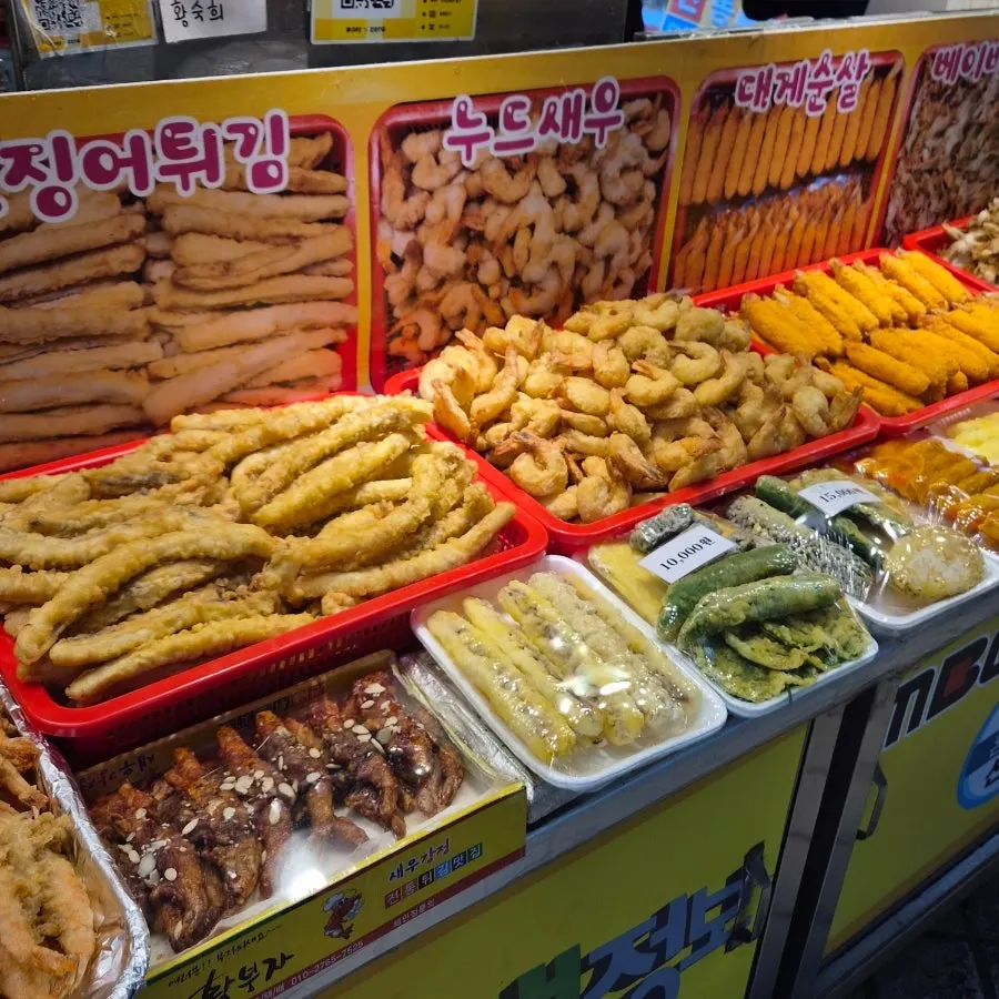 Crisply prepared market snacks