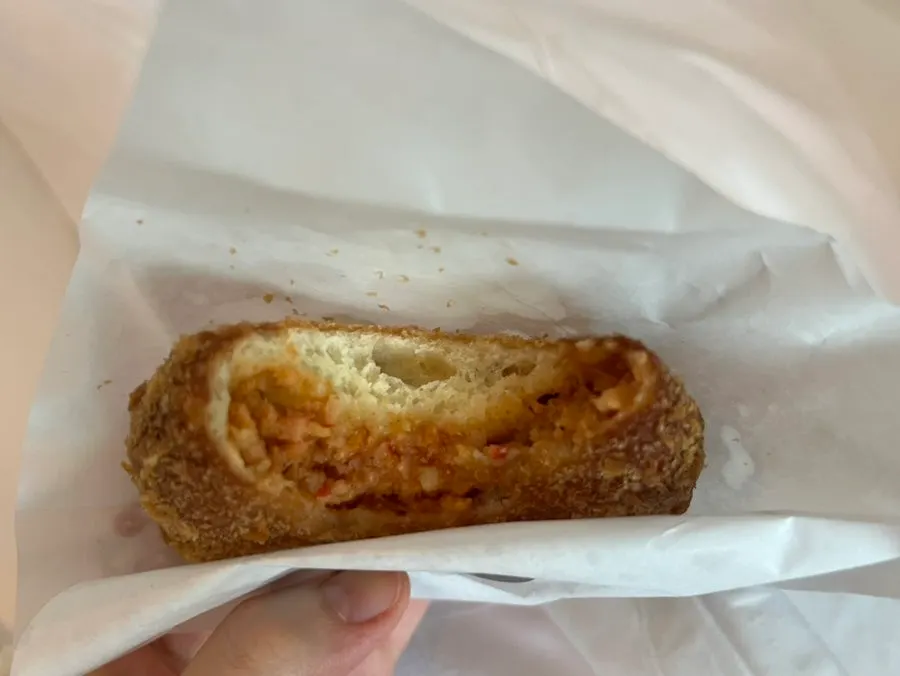 Pollack roe cream udon-flavored filling inside the croquette