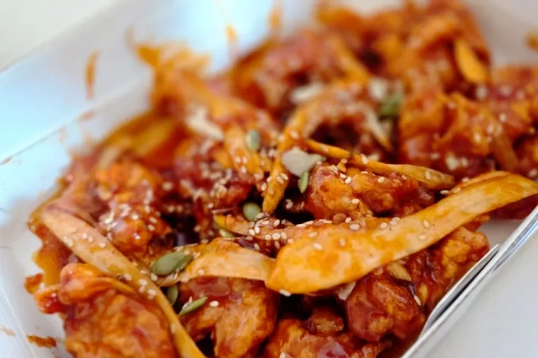 야식으로 먹은 속초 중앙시장 먹거리 한 상
