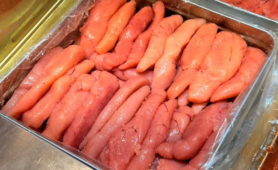 Thick, broken-grade white pollock roe