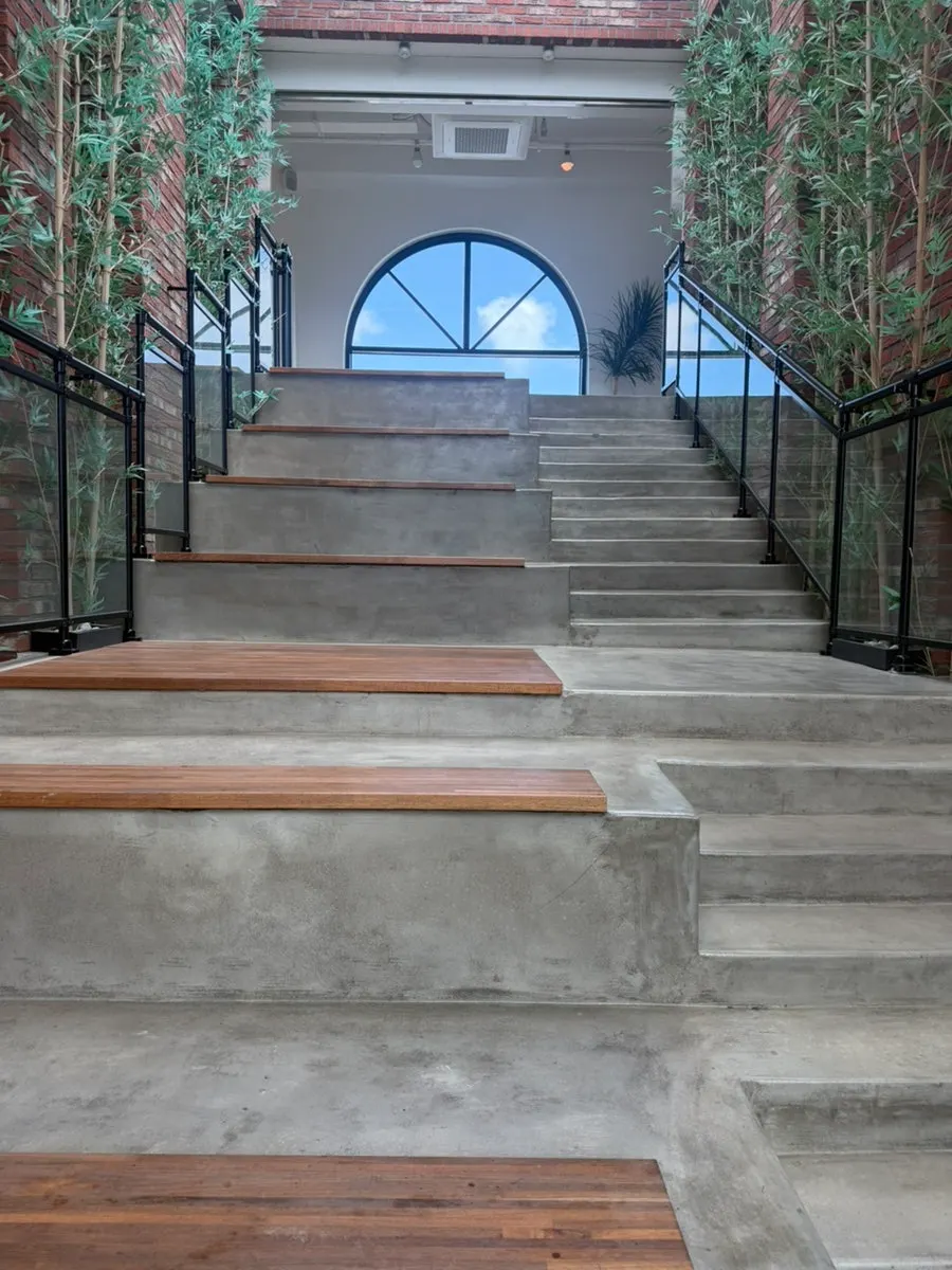 Blue sky visible while heading up to the upper floors of Cafe Neorae