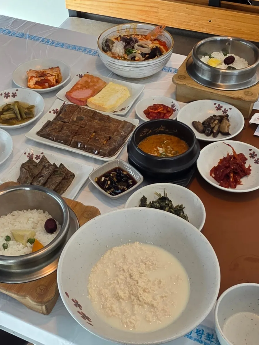 Cover image introducing a Sokcho sundubu meal