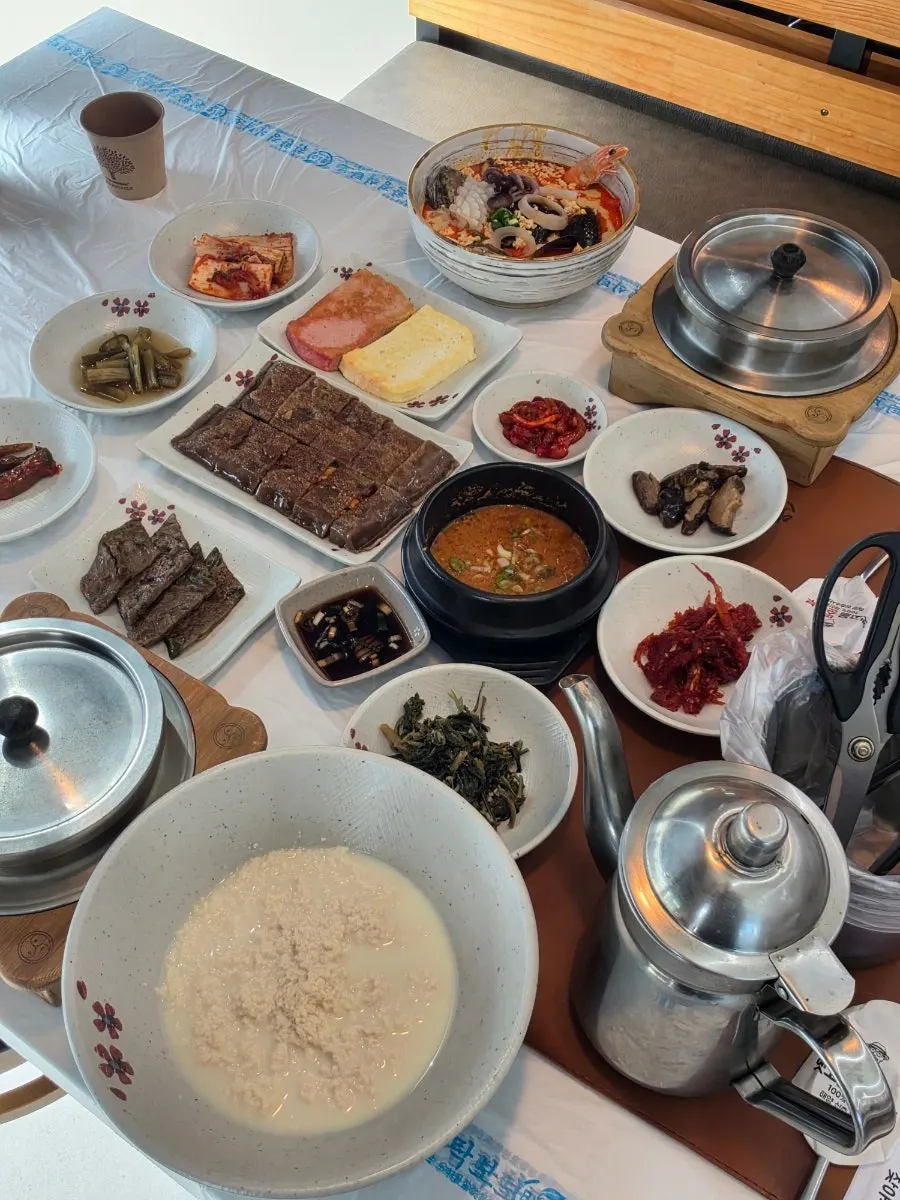Chodang sundubu meal