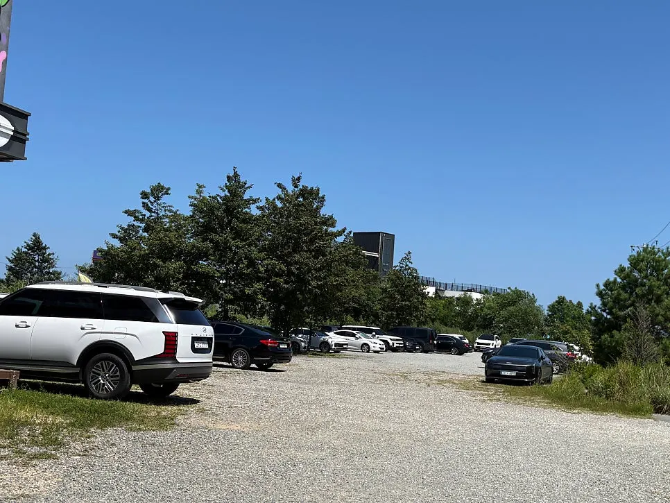 Parking area near Sokcho Bultan Gamja Bread Main Store