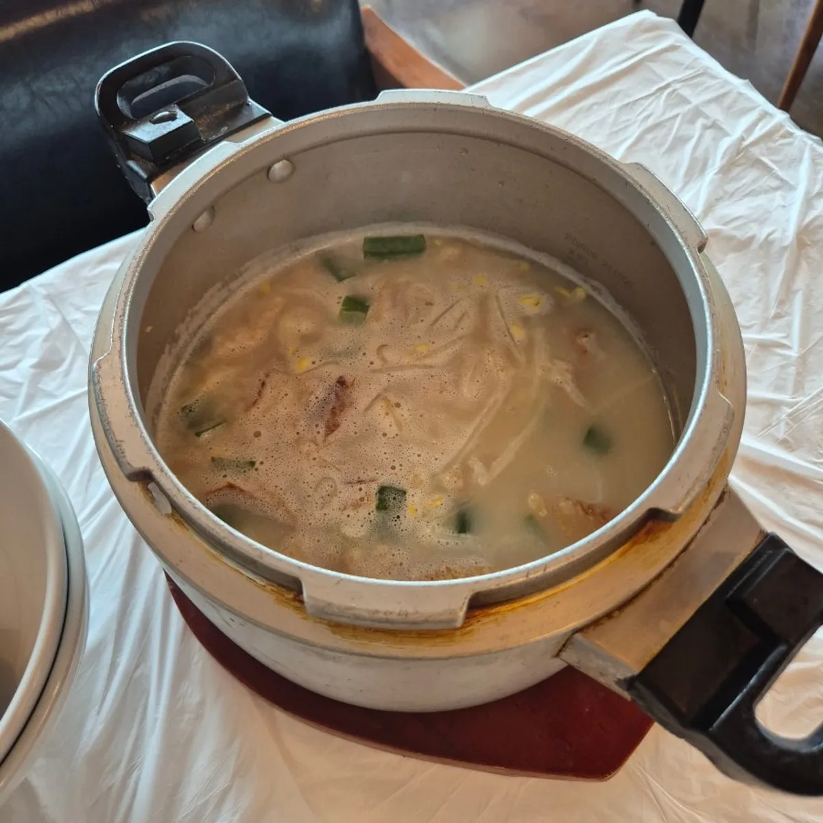 압력솥에 나오는 황태국밥
