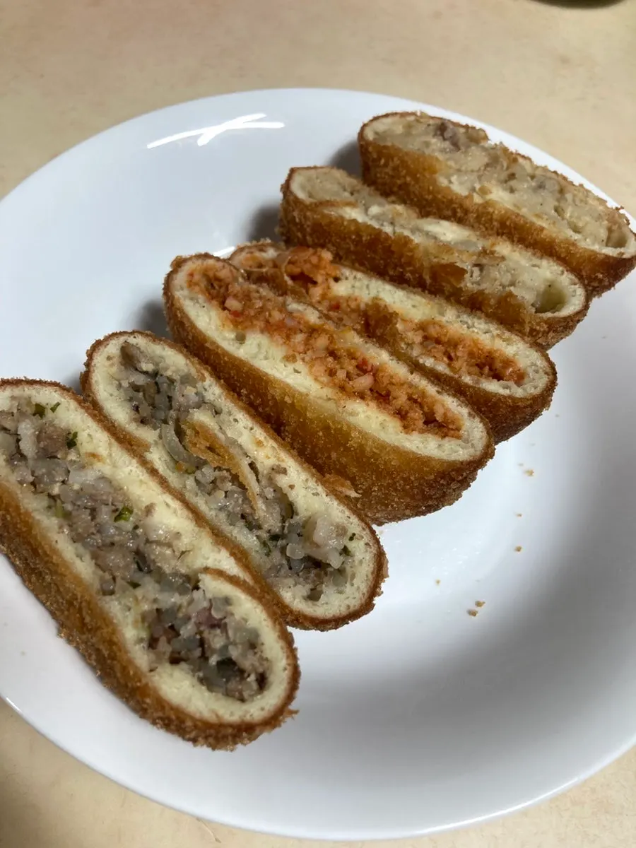 Individual croquette with its flavor label visible