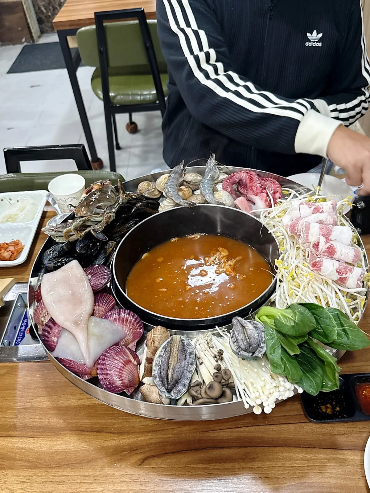 Seafood arranged flower-style on the platter