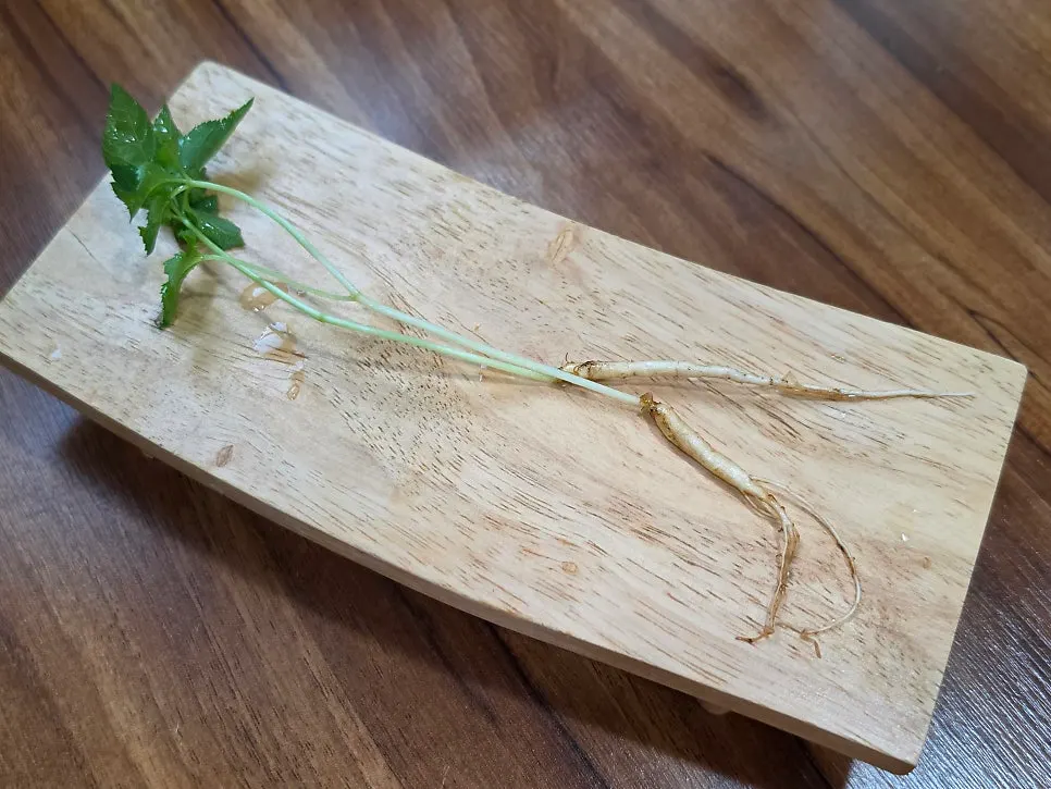 One ginseng root served per person