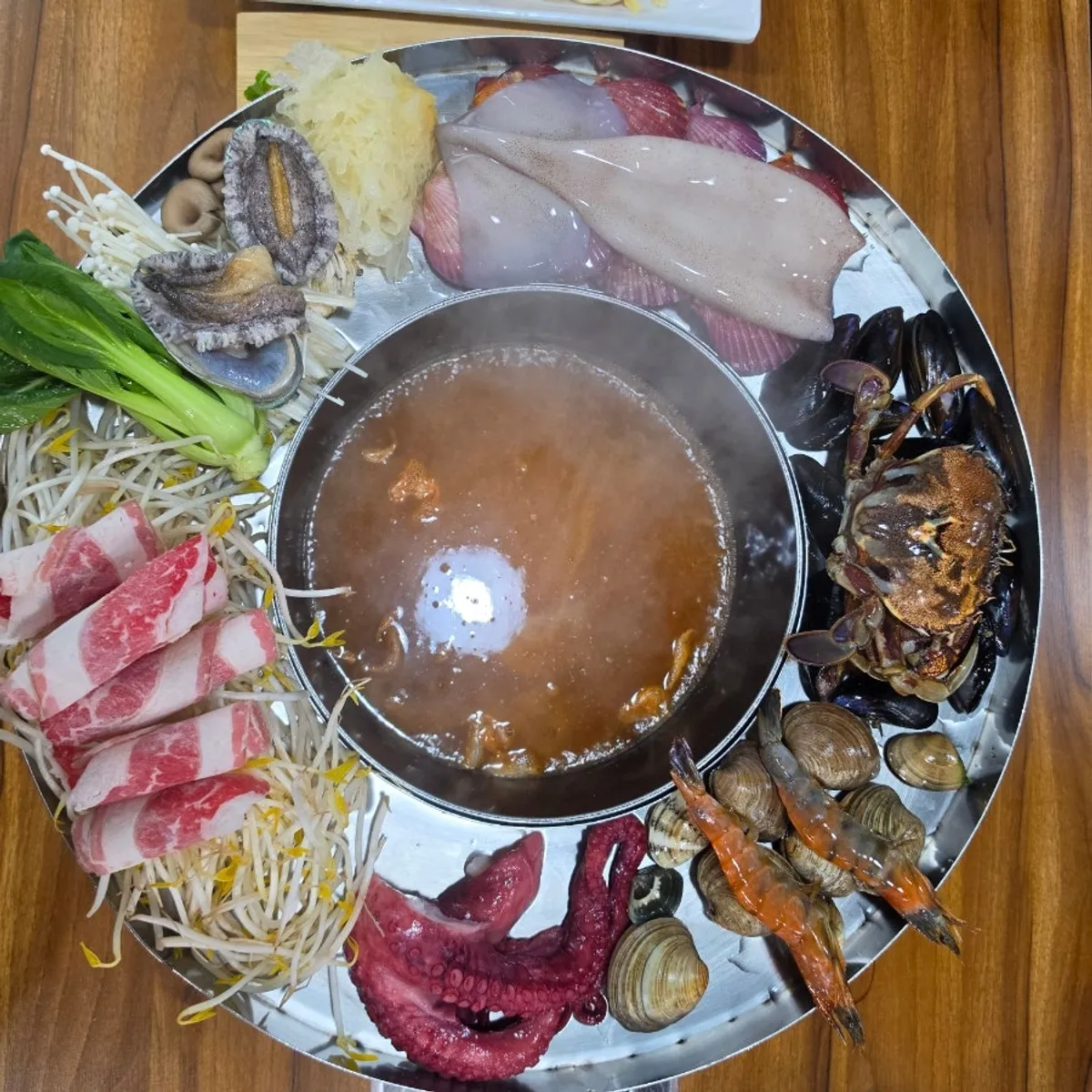 Main photo of Sokcho Haemul Kkot Jangkalguksu