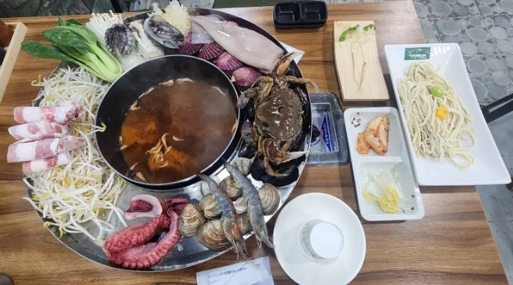 Self-service corner with kimchi and chojang