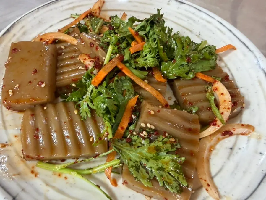 Grilled hwangtae served with the Jinsol jeongsik set
