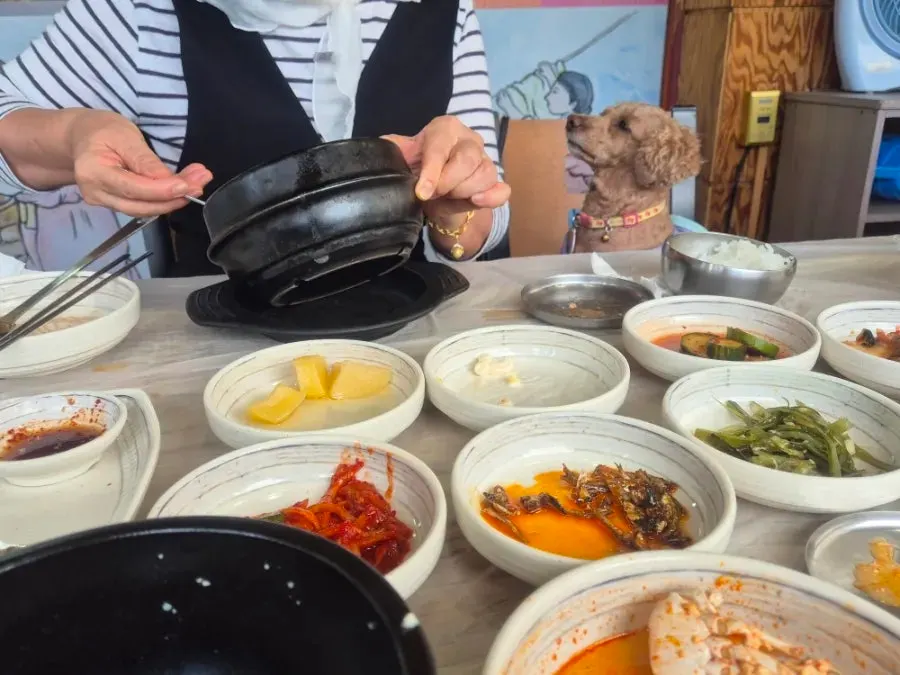 Wrapping up the sundubu breakfast