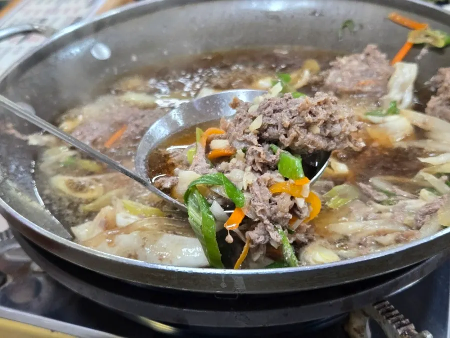 Bulgogi with glass noodles and mushrooms
