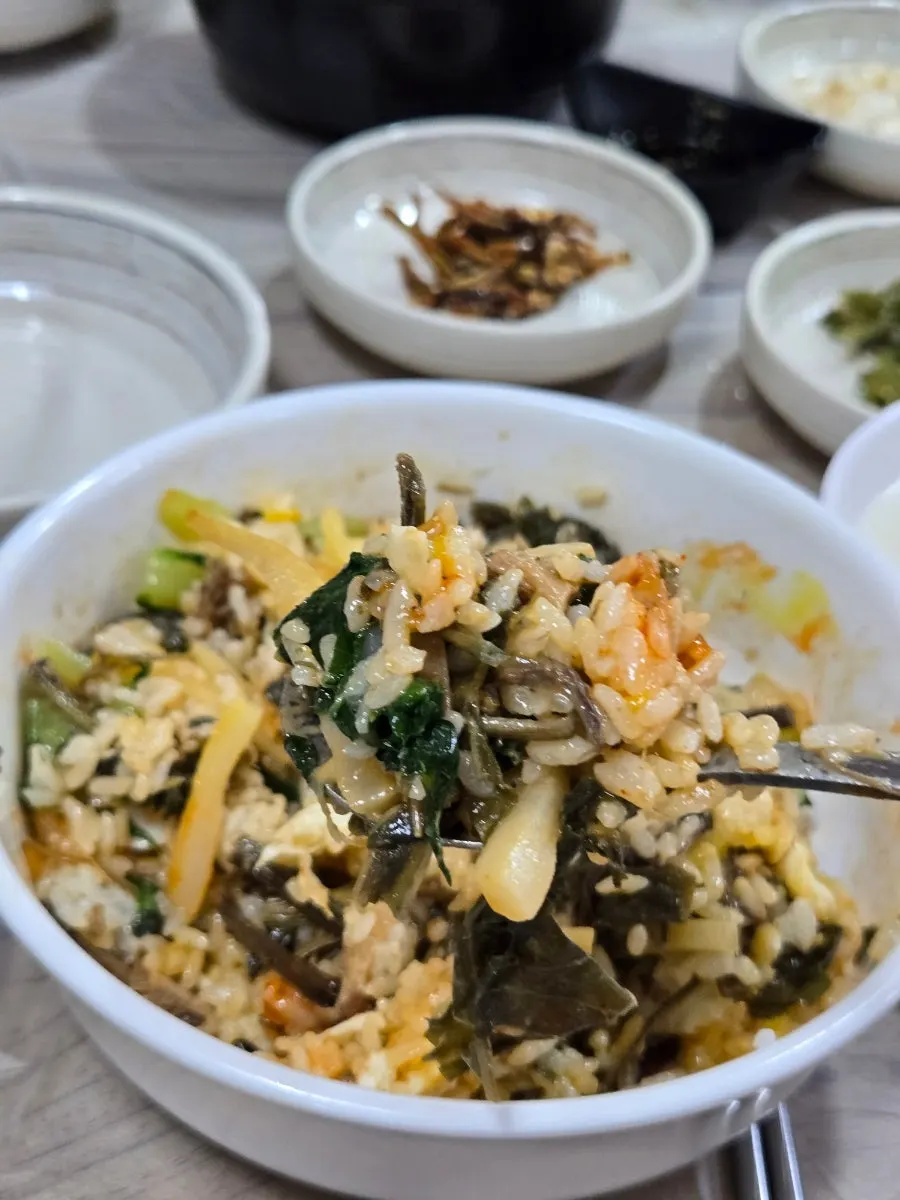 Sanchae bibimbap served in a large bowl