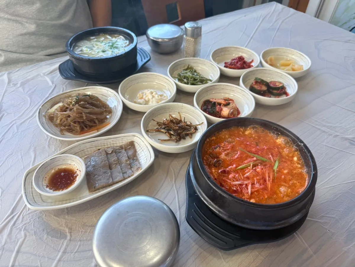 Full spread of banchan at Jinsol Halmeoni Sundubu