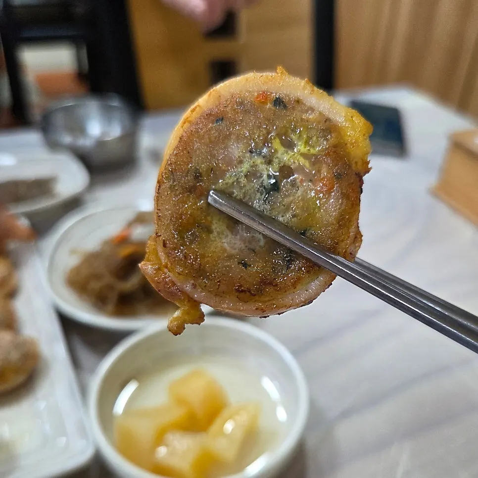 Sokcho squid sundae dish