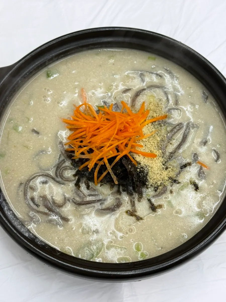 걸쭉한 메밀 들깨 칼국수