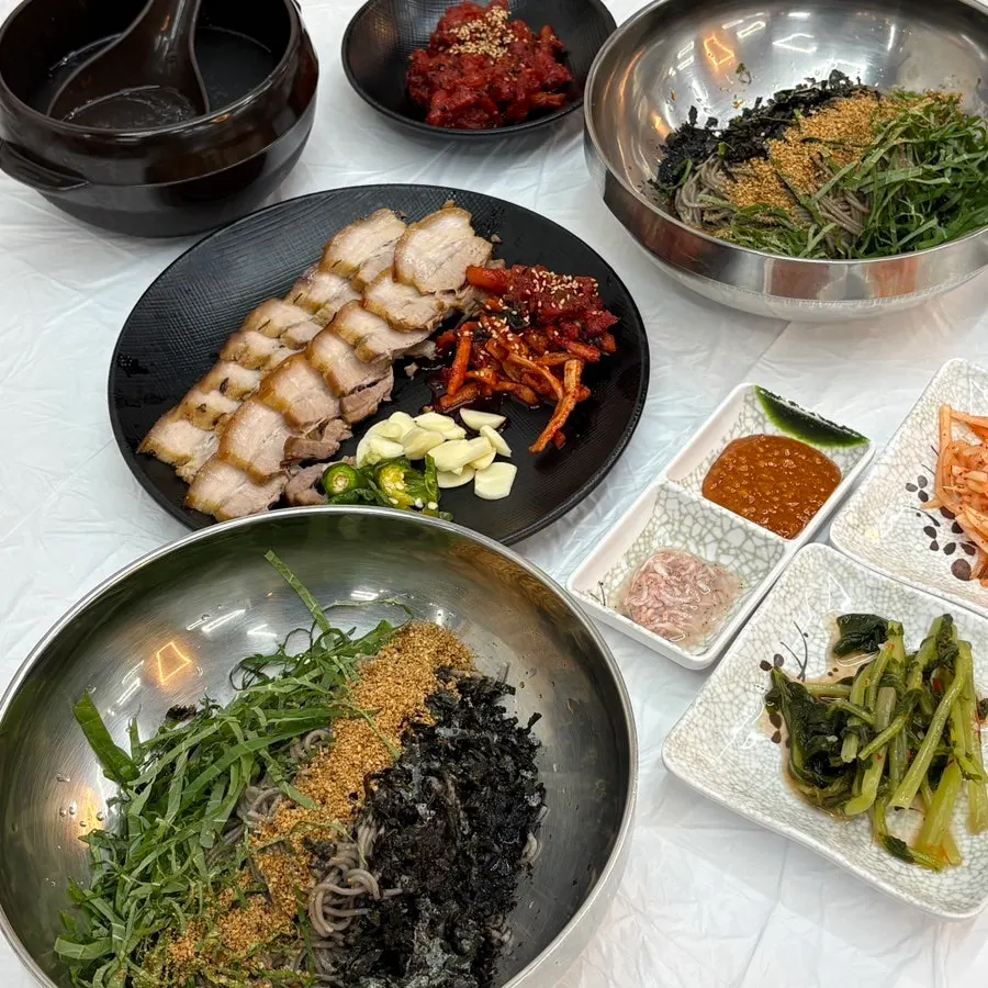 Table at Sokcho Topgol Makguksu Main Branch after finishing the meal