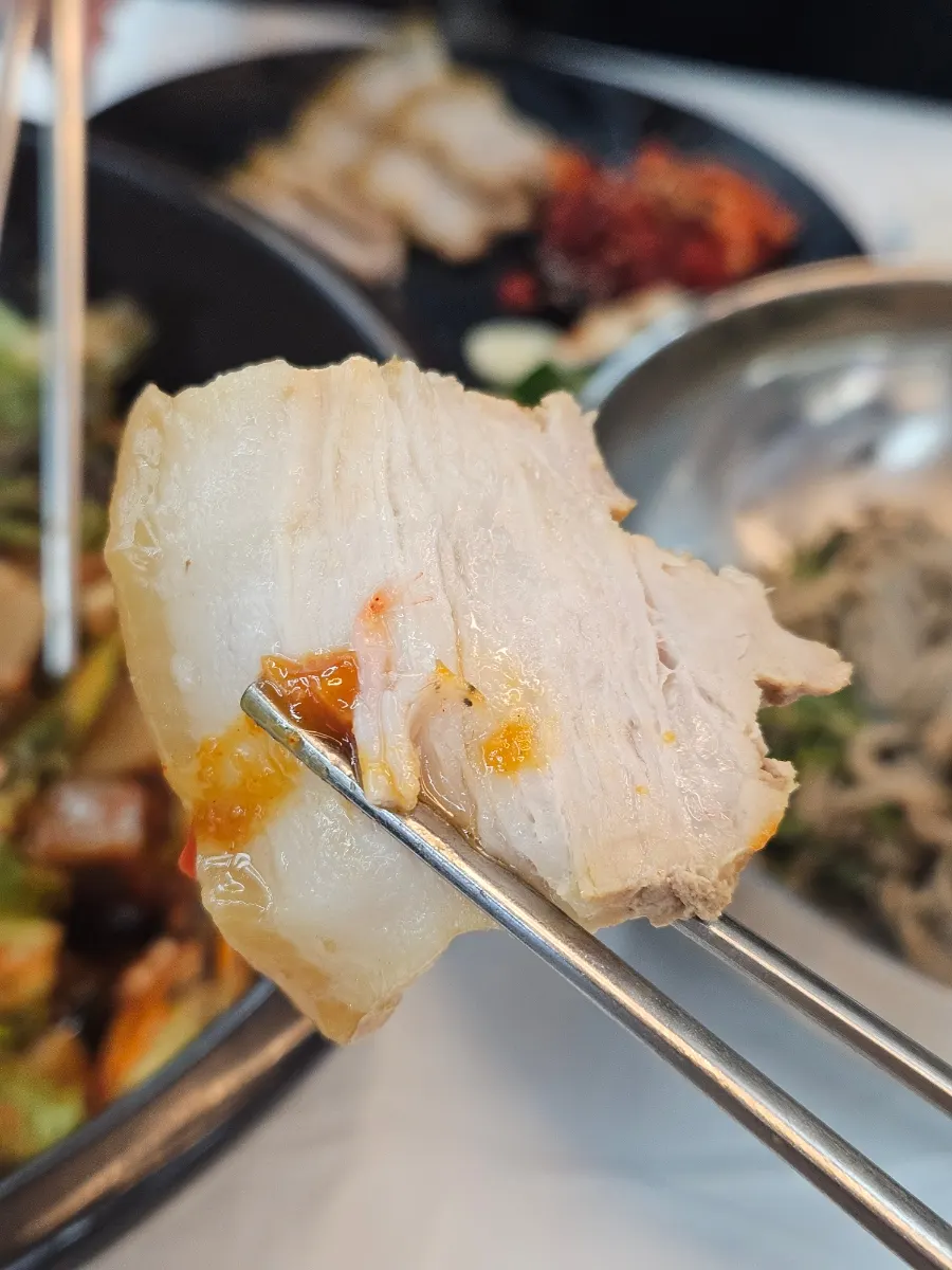 Solo suyuk topped with ssamjang and salted shrimp