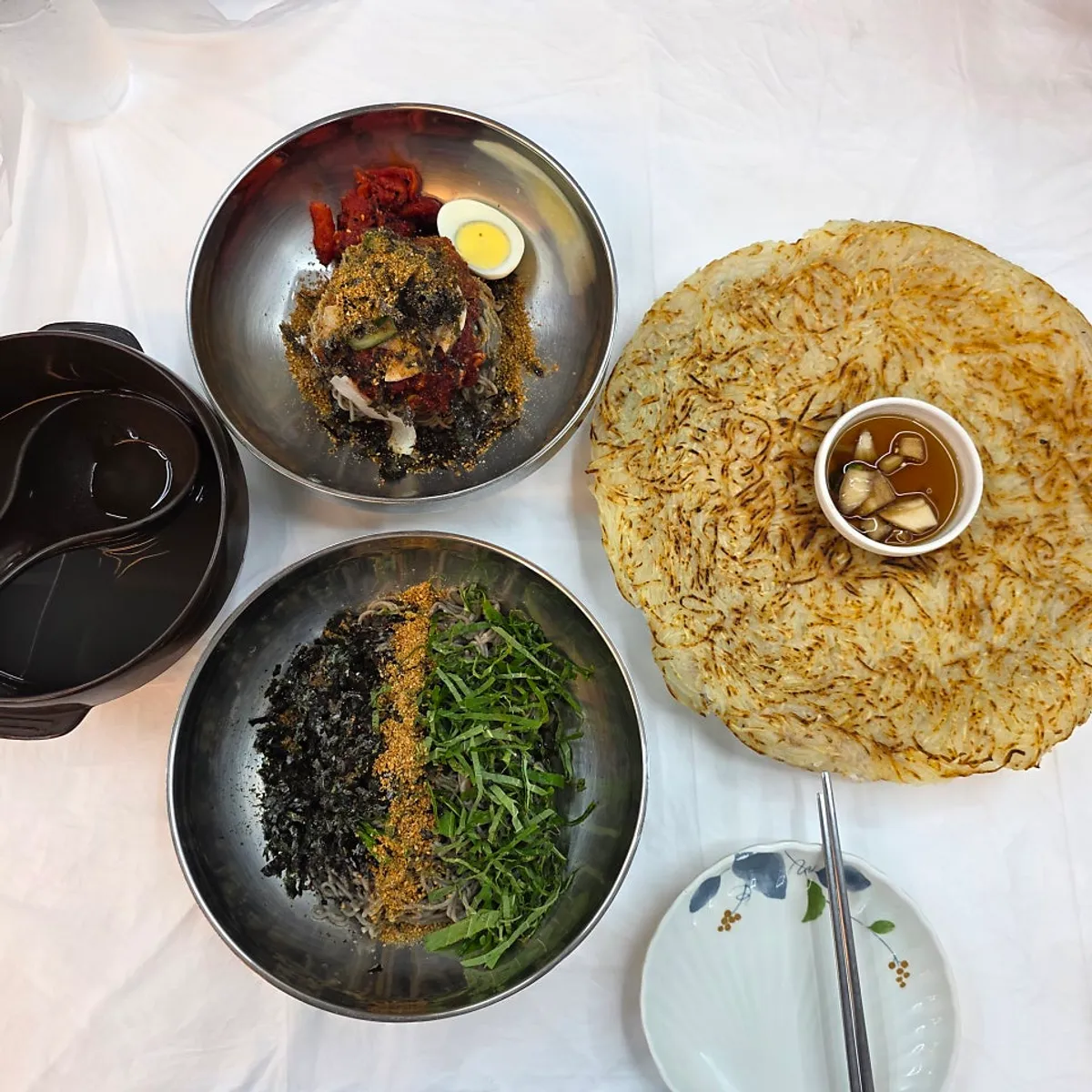ภาพหลักของ deulmemak ที่ Sokcho Topgol Makguksu Main Branch