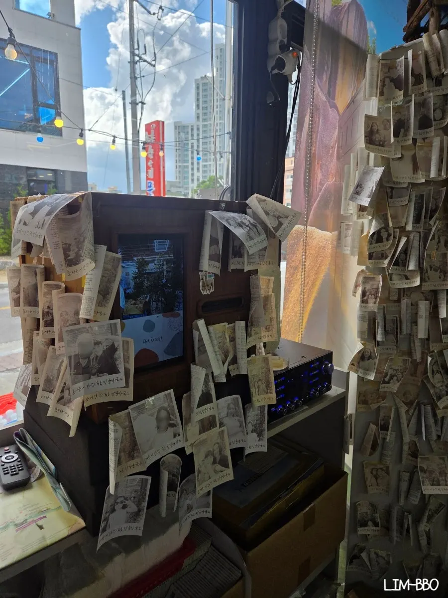 매장 안 추억 사진 기계