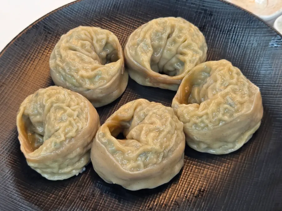메밀왕만두 속 단면