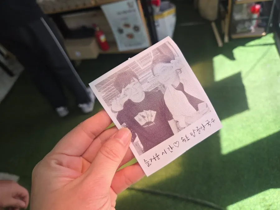 A final shot of the interior at Sokcho Topgol Makguksu Main Branch