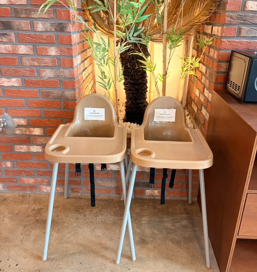High chair provided at the café