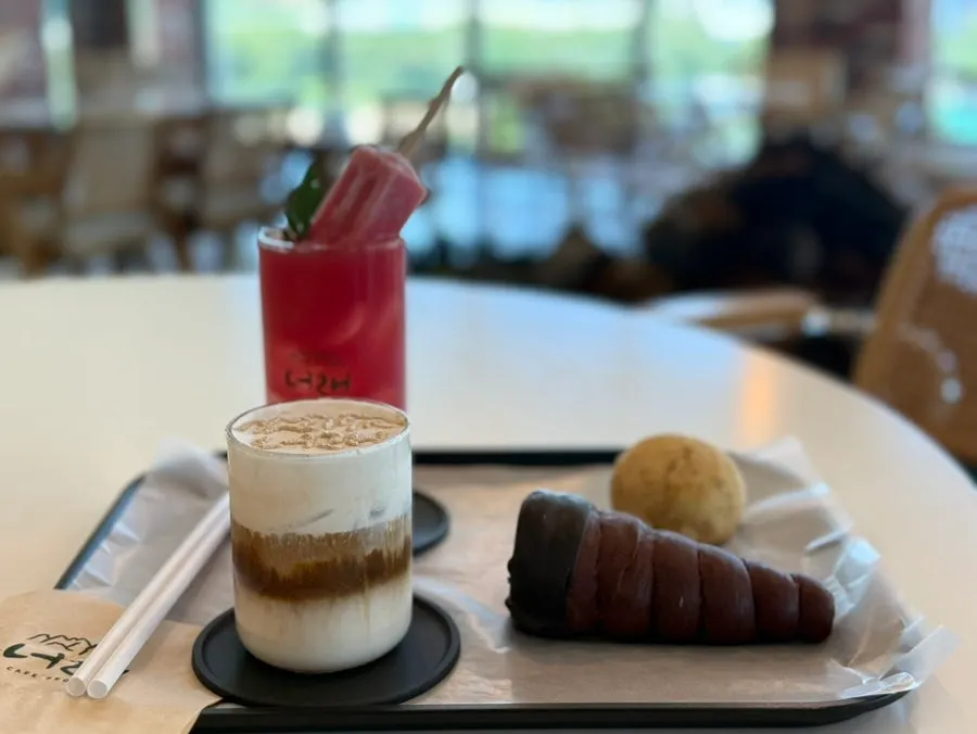 Ulsanbawi view at Cafe Neorae in Sokcho