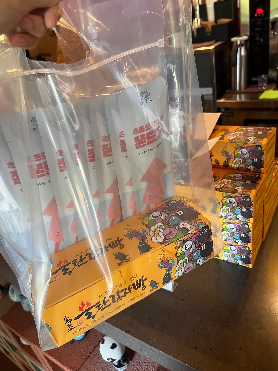 Packed-to-go set of potato bread and jjondeugi