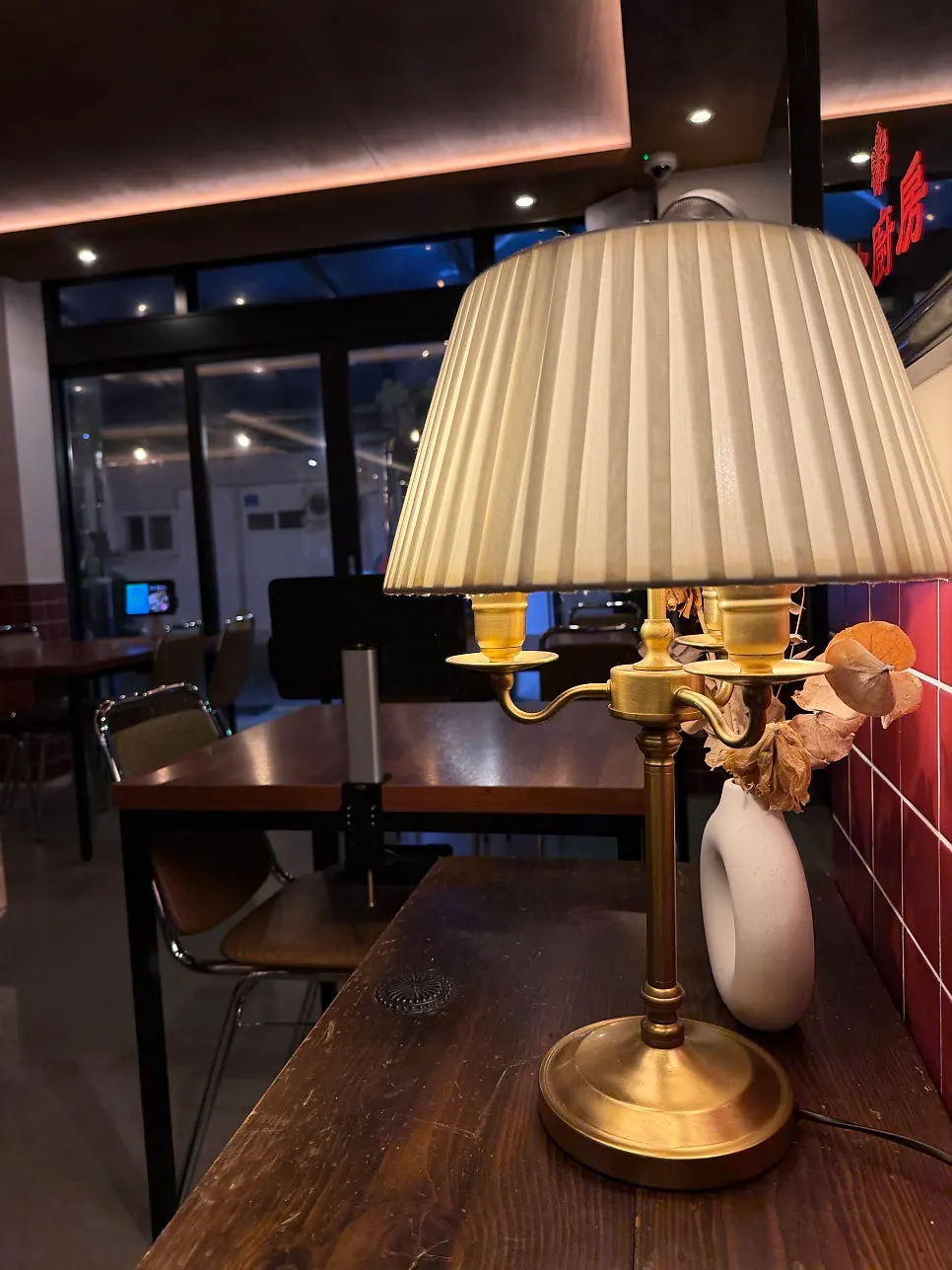 Seo Jubang's drinking set, well suited for two people