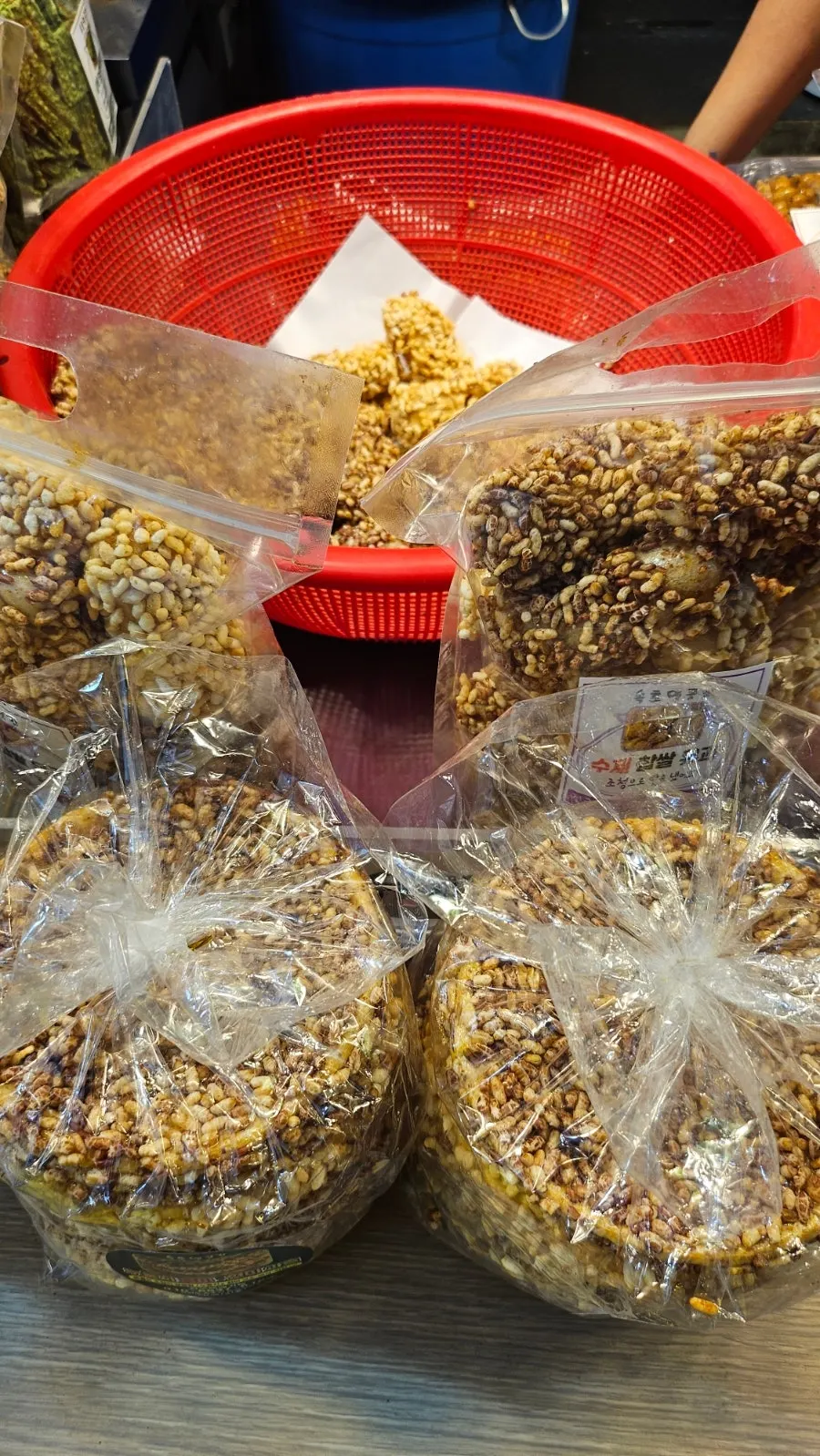 Popular handmade snack item at Sokcho Yetgokgan